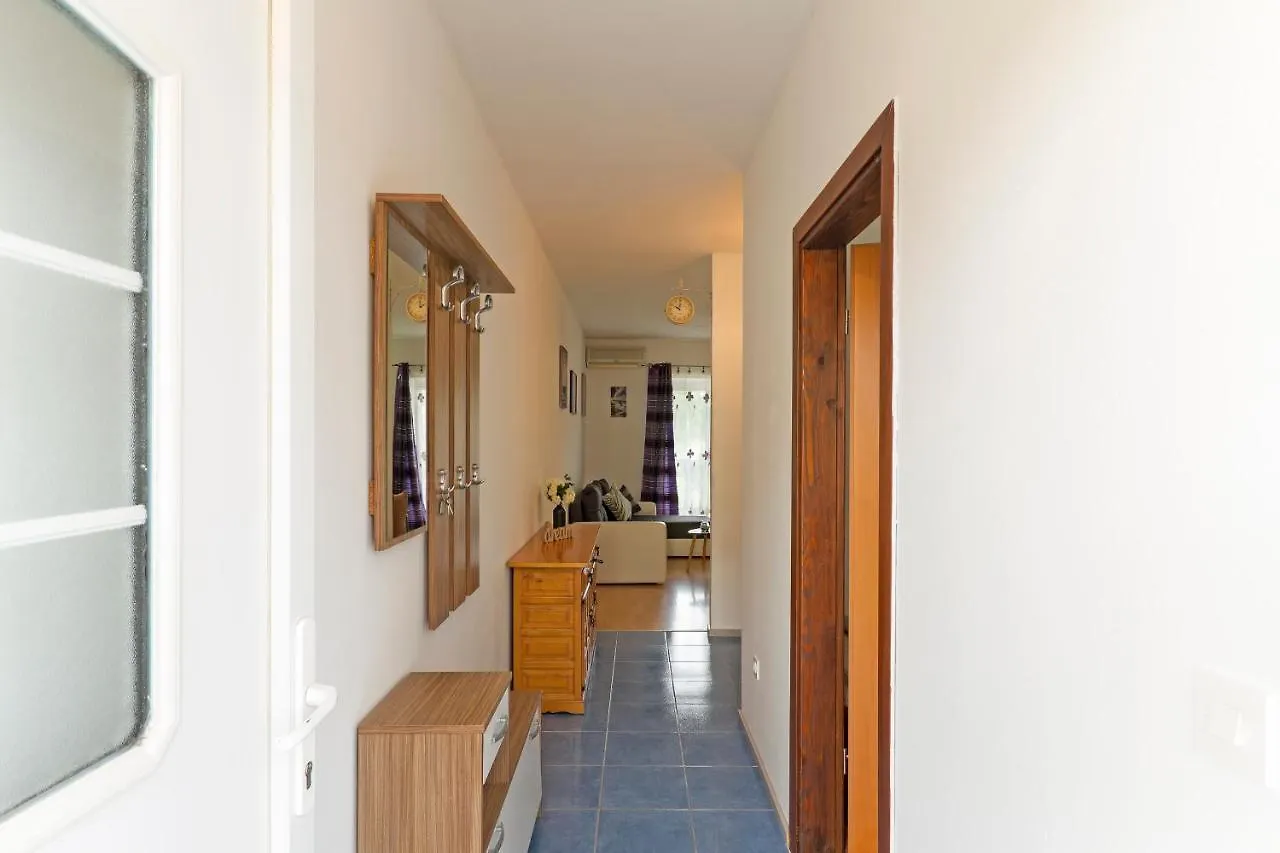 Apartman Nino Stinjan Apartment Pula